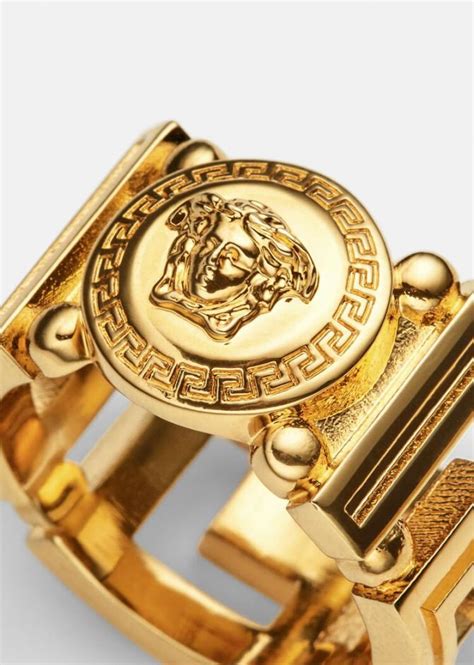 versace ring material